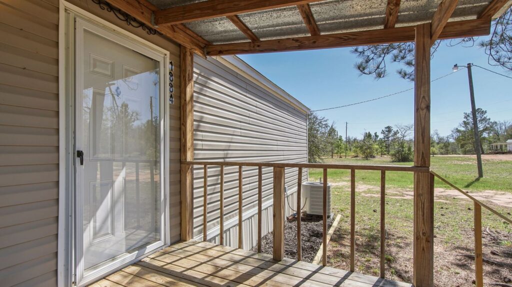 12-3Bedrooms-2Baths-1216sqft-76-x-16-Windzone-2-Land-and-Home