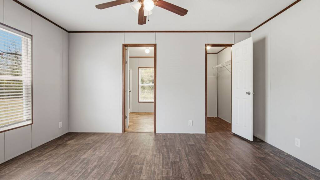 4-3Bedrooms-2Baths-1216sqft-76-x-16-Windzone-2-Land-and-Home-1024×576