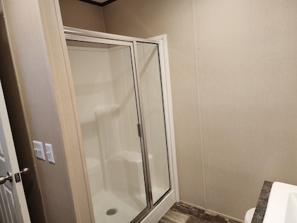 4-3Beds-2Baths-1216sqft-76-x-16